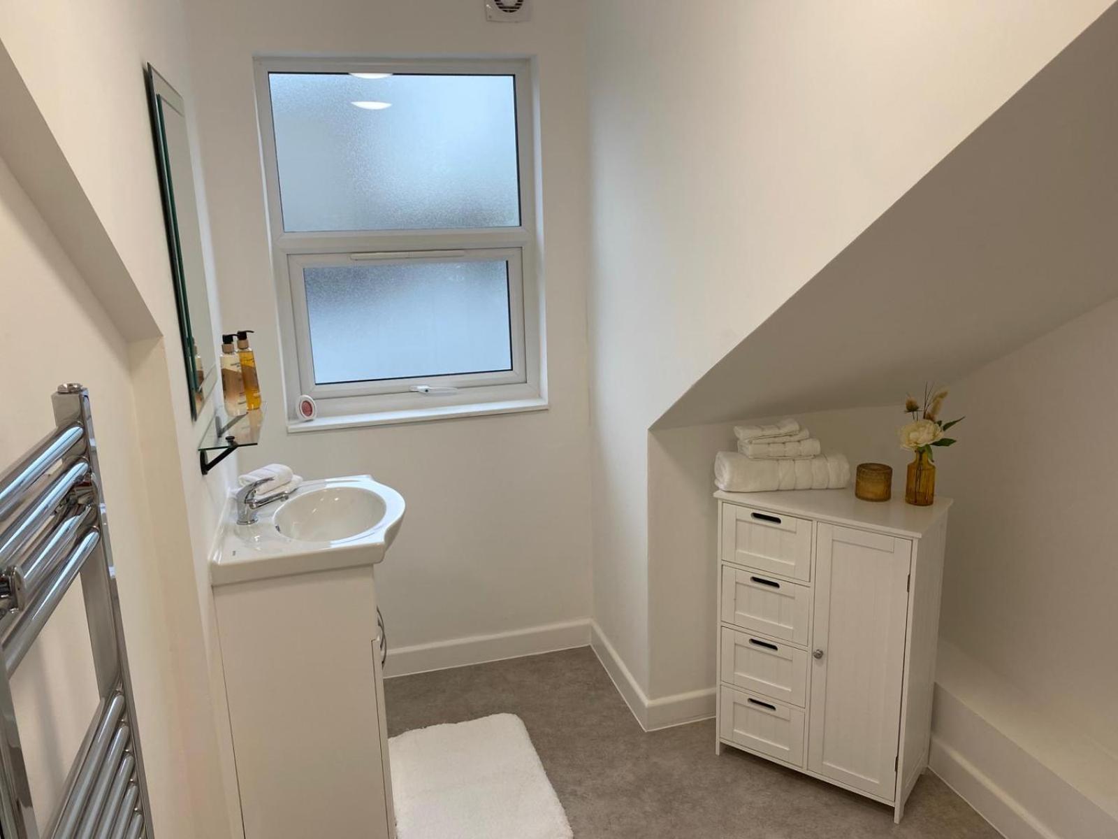 Stylish Apartment In Watford ワトフォード エクステリア 写真